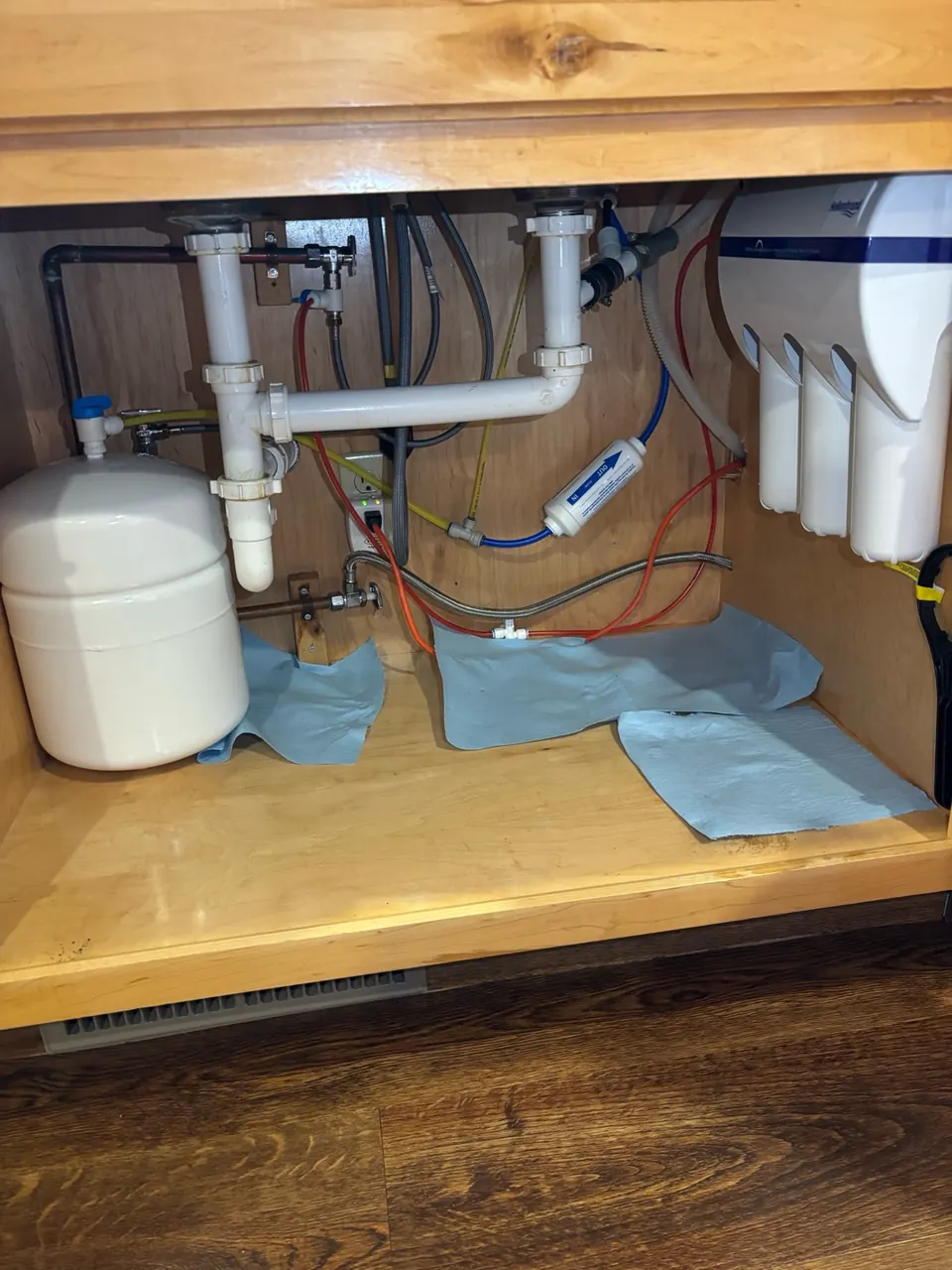Hellenbrand reverse osmosis system and storage tank installed under a kitchen sink